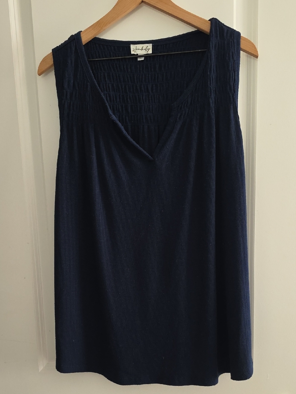 Wonderly Stretchy Knit Tank Size Large